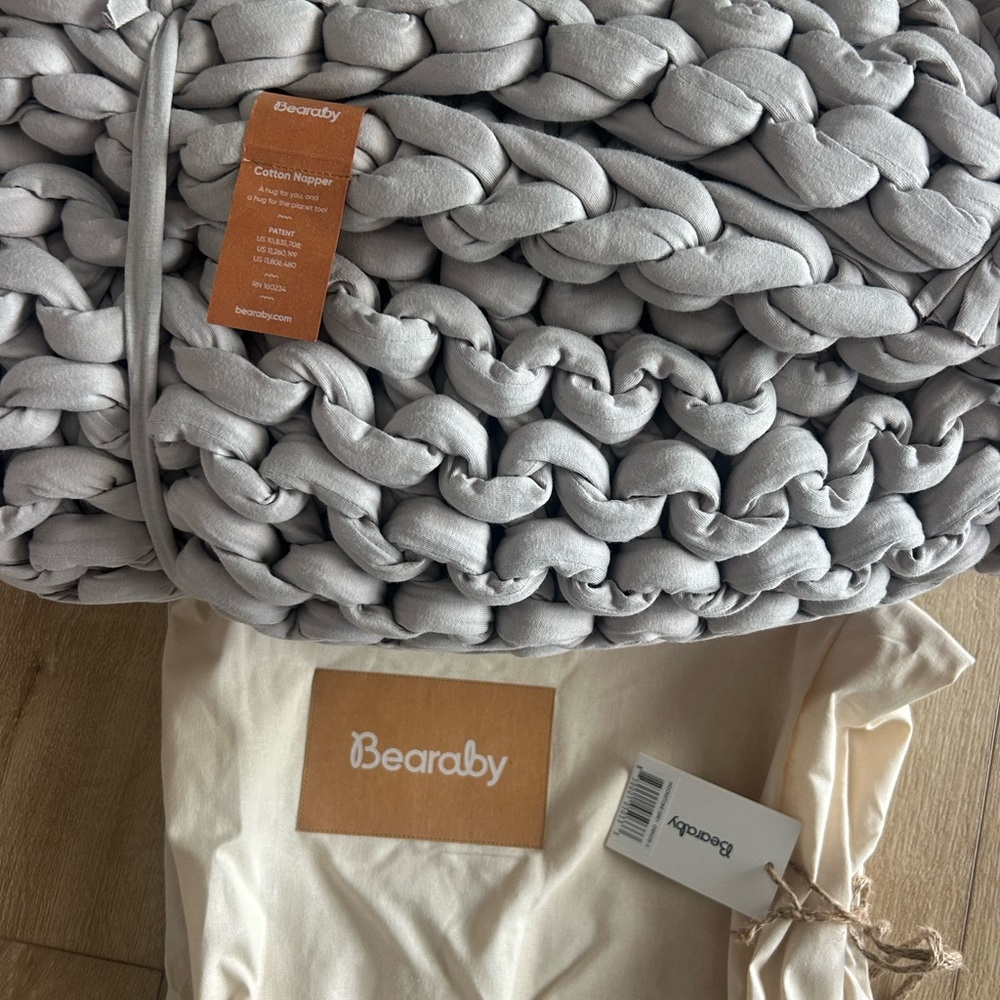 Bearaby Hush Cotton Napper Moonstone Grey NWT $249